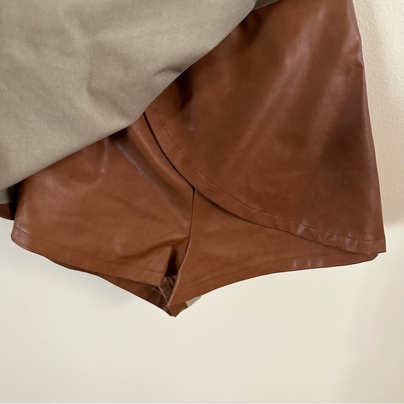 She + Sky Leather Skort Size Small - Picture 4 of 9